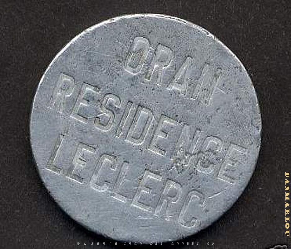 Oran objets Pub 102.jpg